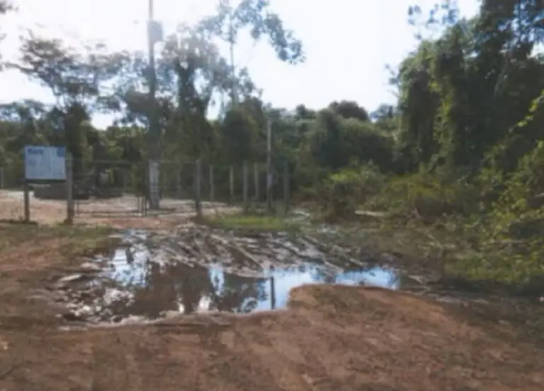 Vazamento de esgoto na quadra 303 sul, em Palmas — Foto: Reprodução