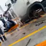 Jovem foi socorrido por colegas após ficar preso sob a cabine de um caminhão — Foto: Reprodução/Tv Anhanguera