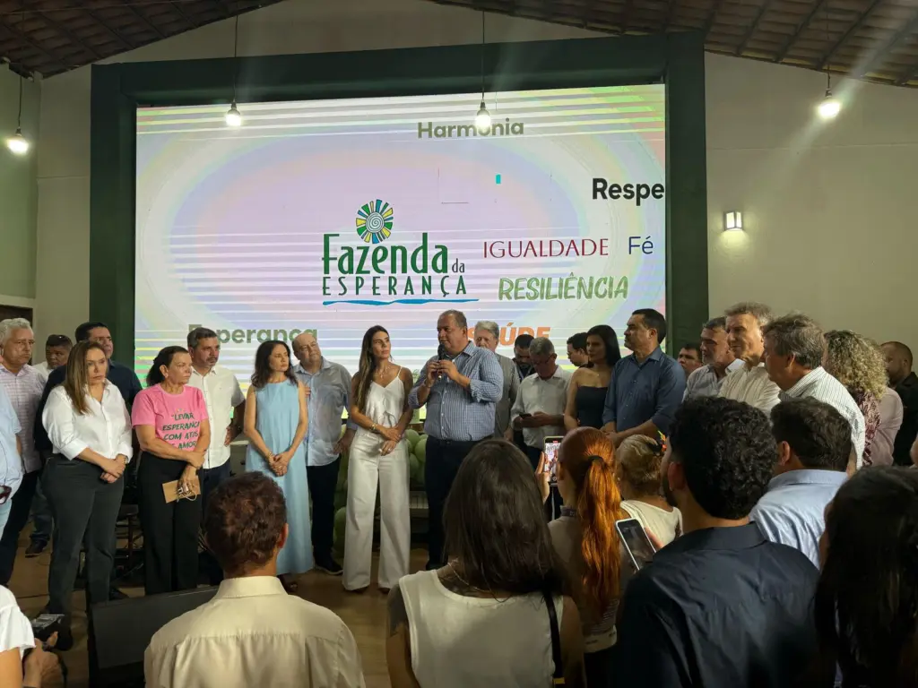 Wanderlei, Amélio, G5+ e vários outros gestores prestigiam aniversário de Eduardo Gomes e arrecadação passa de R$ 460 mil; Senador: “o segredo da política é trabalhar em paz”