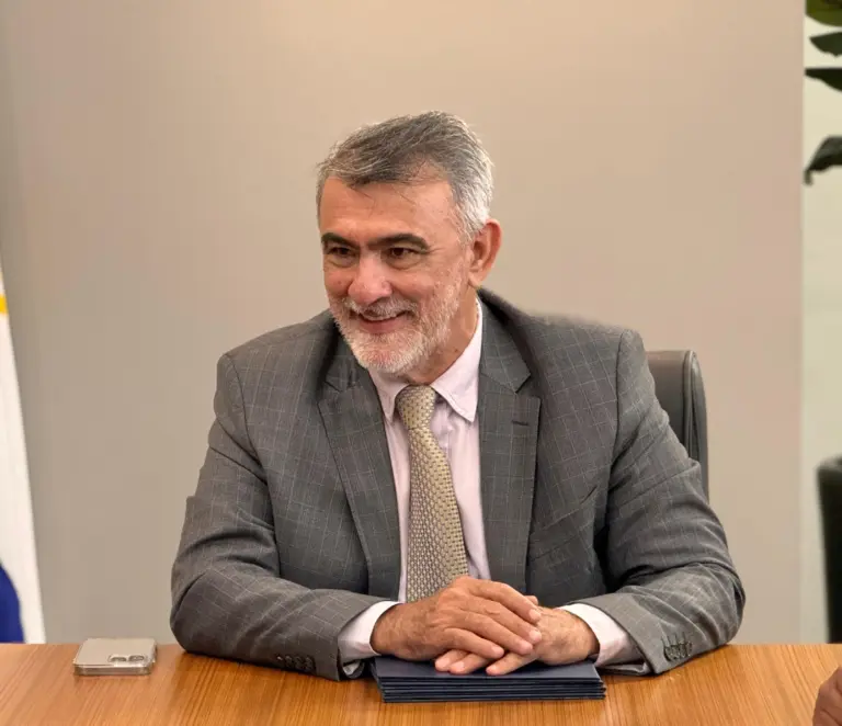 Com aumento do tráfego, deputado Amélio pede redutor de velocidade em Axixá do Tocantins