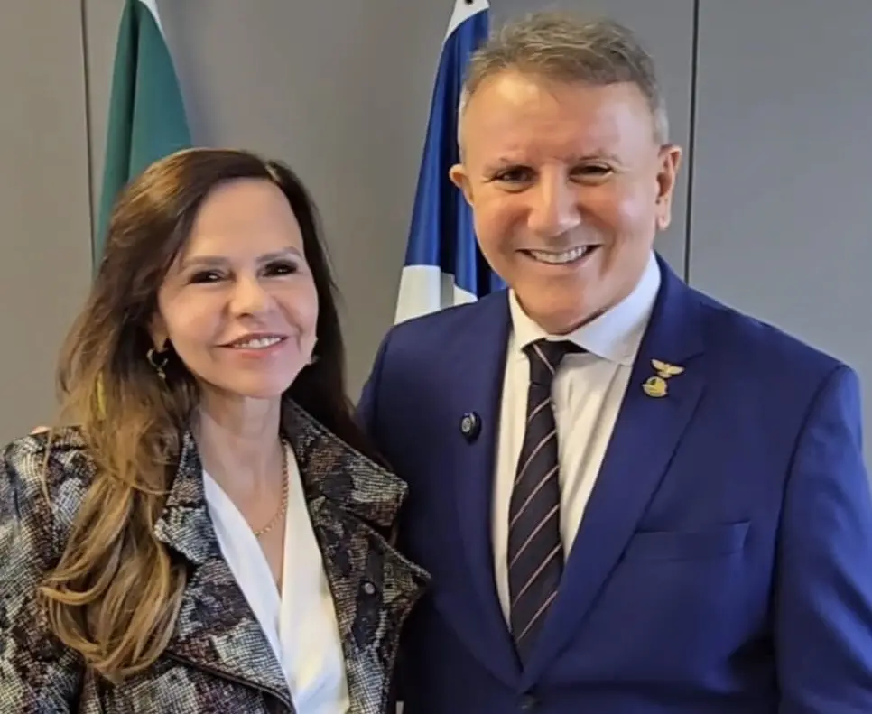 Senadora Professora Dorinha e Eduardo Siqueira alinham ações e investimentos para capital; Prefeito destaca “sintonia entre os dois mandatos” Senadora Professora Dorinha e Eduardo Siqueira alinham ações e investimentos para capital; Prefeito destaca “sintonia entre os dois mandatos”