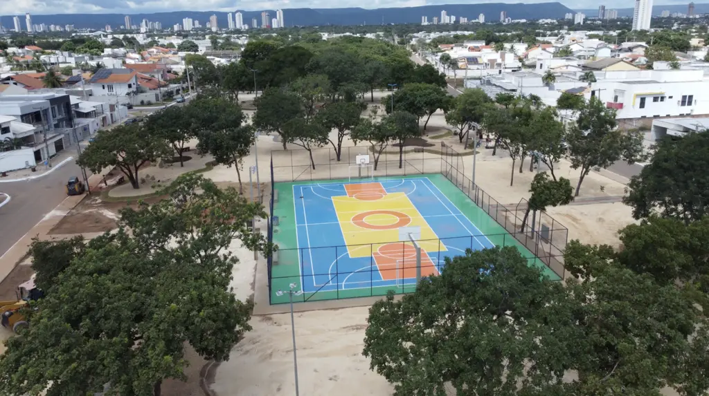 100 dias de Eduardo Siqueira: Prefeitura retirou 81 mil toneladas de entulho e entregou sete novas praças