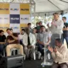Eduardo Siqueira entrega centenas de títulos e moradores se emocionam; Prefeito prega “clima de Concórdia” e pede orações para Avelino e Valtônia 