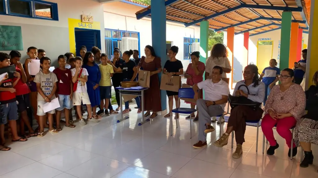 Estudantes apresentaram músicas tradicionais da Comunidade Mumbuca - Ana Luiza Dias/Governo do Tocantins Estudantes apresentaram músicas tradicionais da Comunidade Mumbuca - Ana Luiza Dias/Governo do Tocantins