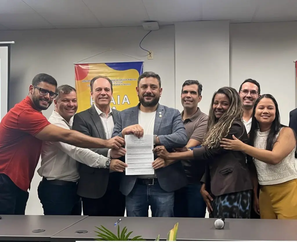 UFT oficializa posse de prédio que abrigará Casa do Estudante de Palmas UFT oficializa posse de prédio que abrigará Casa do Estudante de Palmas