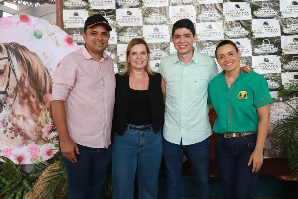 Em Divinópolis, Deputada Claudia Lelis prestigia cavalgada e anuncia emenda para cirurgias eletivas