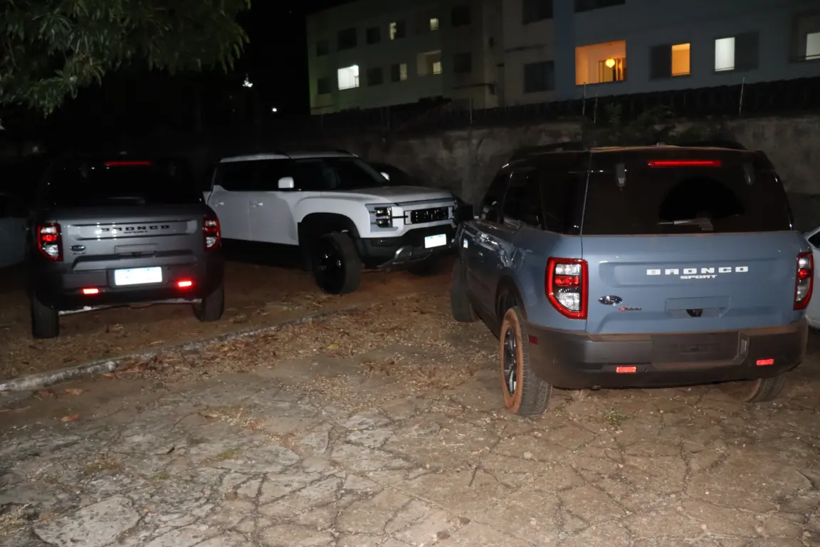 Operação prende  quatro pessoas suspeitas de integrar uma organização criminosa que teria desviado quase R$ 12 milhões de construtoras