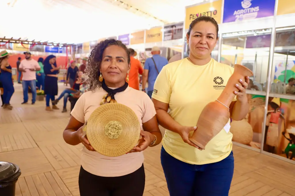 Mestres artesãos: capim-dourado, argila, palha, madeira e fogo dão forma à identidade cultural do Tocantins na Agrotins
