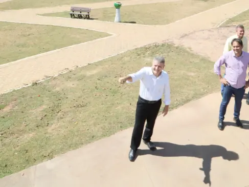 Prefeito em visita ao Parque Cesamar - Foto: João Lino Cavalcante