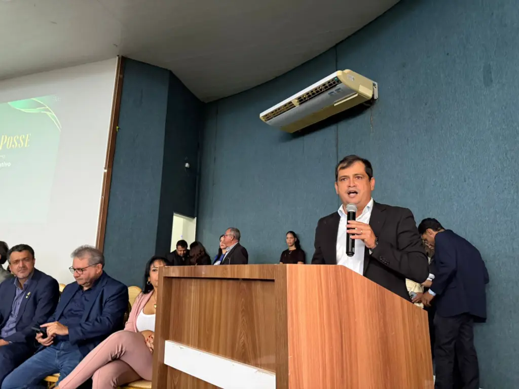 Posse na ATM: Diogo faz discurso de despedida com agradecimentos políticos e chega a dizer: “nosso movimento nunca vai se enfraquecer”