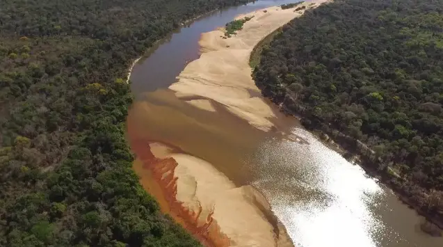 Relatório nacional sobre violações de direitos humanos aborda conflito por água na bacia do Rio Formoso no Tocantins