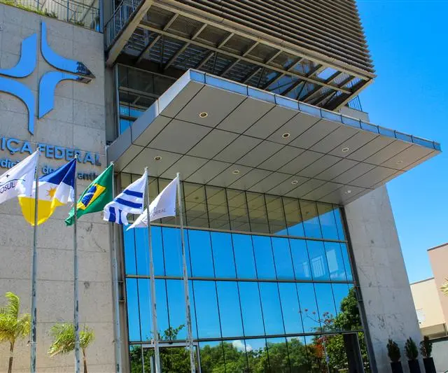 Decisão judicial garante reintegração imediata de aluna cotista na UFT