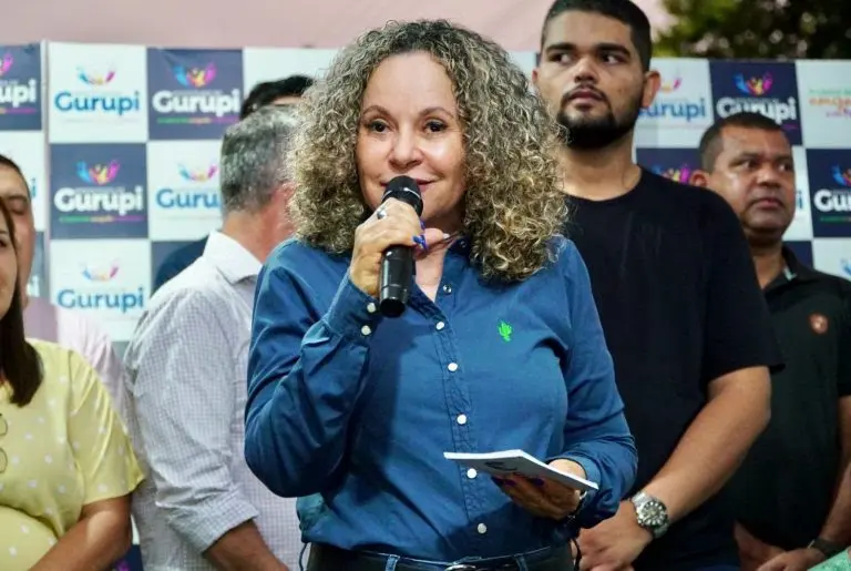 Prefeita Josi durante a entrega da Praça dos Nordestinos – Nossa Senhora de Fátima -Foto: Prefeitura de Gurupi