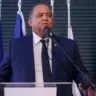 Do Japão, Eduardo Gomes destaca conquistas municipalistas com entrega de mais 87 tratores e reforça parceria respeitosa com a ATM