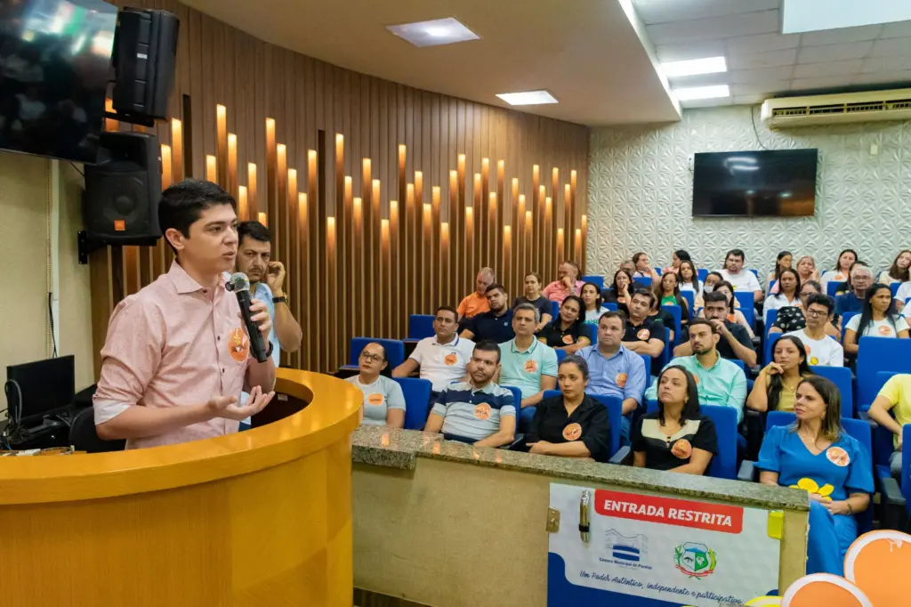 Prefeito de Paraíso anuncia sede definitiva do Acolher durante abertura da Campanha de Combate ao Abuso e Exploração Sexual de Crianças e Adolescentes Prefeito de Paraíso anuncia sede definitiva do Acolher durante abertura da Campanha de Combate ao Abuso e Exploração Sexual de Crianças e Adolescentes
