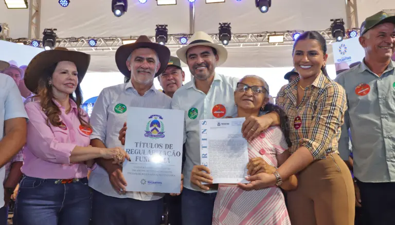 Governador Wanderlei Barbosa abriu oficialmente a Agrotins 25 anos com a entrega de títulos de regularização fundiária - Foto: Antônio Gonçalves/Governo do Tocantins