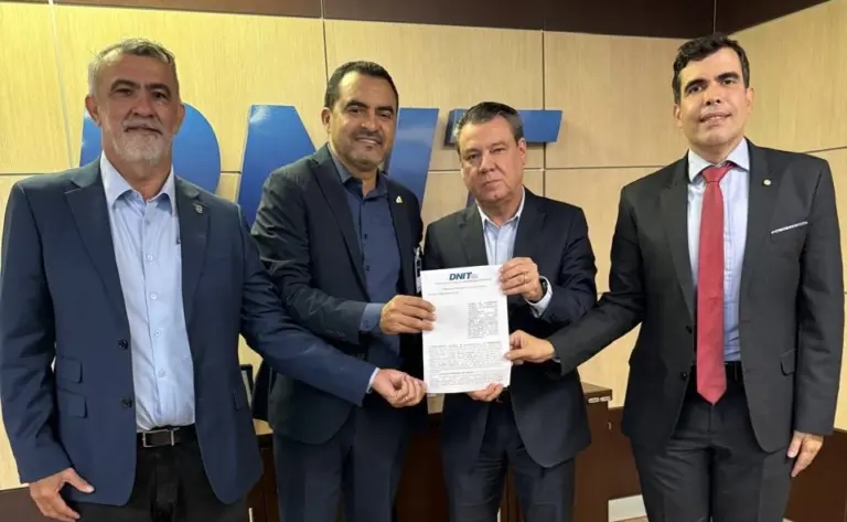 Ao lado de Amélio, Governador Wanderlei garante recuperação de rodovias afetadas pela queda da ponte da BR-153 em reunião com DNIT