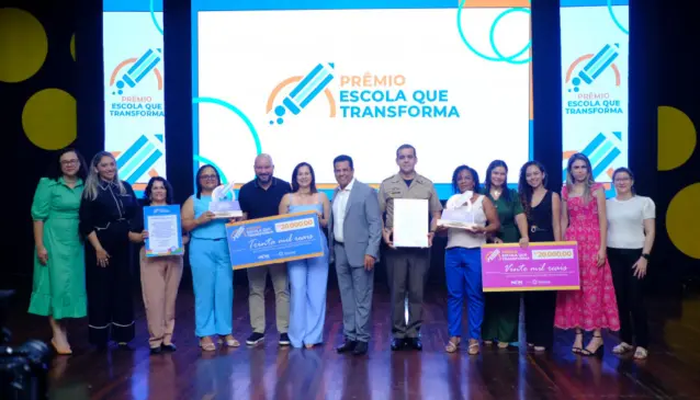 Em 2024, foram premiados 80 projetos educacionais voltados à convivência escolar, inclusão e inovação, com premiações de até R$ 30 mil para os primeiros colocados -Foto: Gil Nunes/Governo do Tocantins