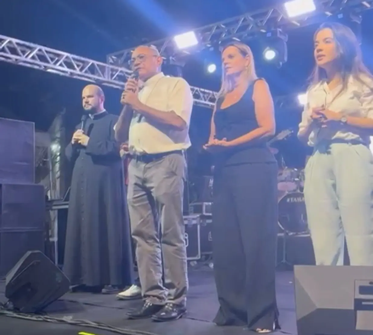 Com apoio de Cláudia Lelis, projeto “Cantando a Vida” anima os festejos da Catedral de Palmas Com apoio de Cláudia Lelis, projeto “Cantando a Vida” anima os festejos da Catedral de Palmas