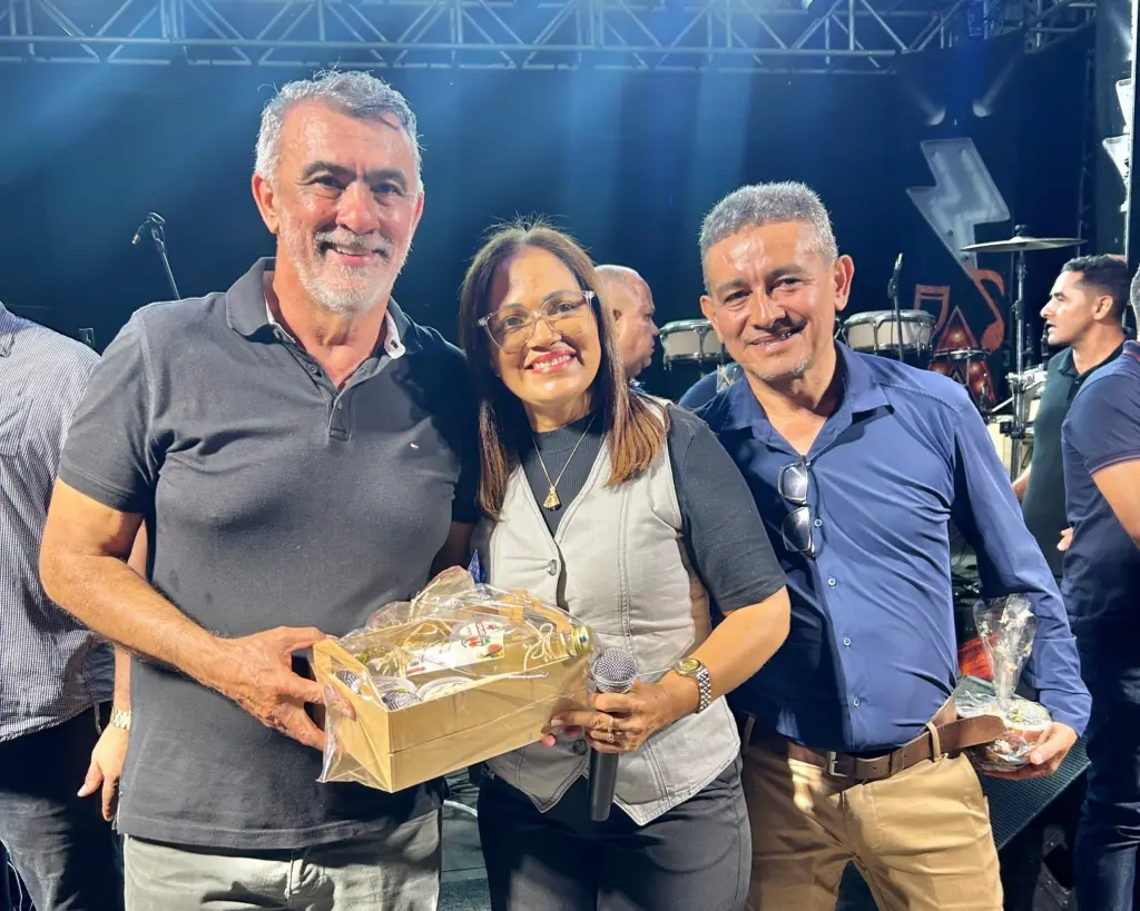 Amélio Cayres apoia Festa do Cupu com emenda parlamentar e frisa legado cultural para Esperantina Amélio Cayres apoia Festa do Cupu com emenda parlamentar e frisa legado cultural para Esperantina