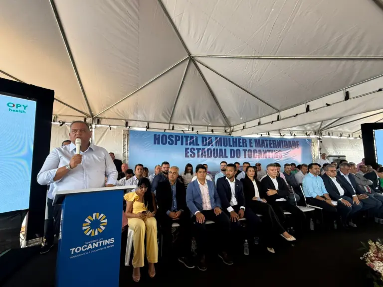 Presidente do Senado, Eduardo Gomes diz que PPP para obra de hospital é histórica e repercute gesto e bom momento entre prefeito de Palmas e Wanderlei: “imagem que simboliza muito”