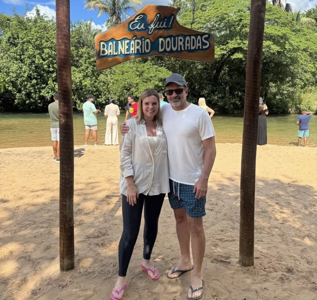 No 1º de Maio, Claudia Lelis visita Serras Gerais ao lado do governador Wanderlei e defende o turismo regional No 1º de Maio, Claudia Lelis visita Serras Gerais ao lado do governador Wanderlei e defende o turismo regional