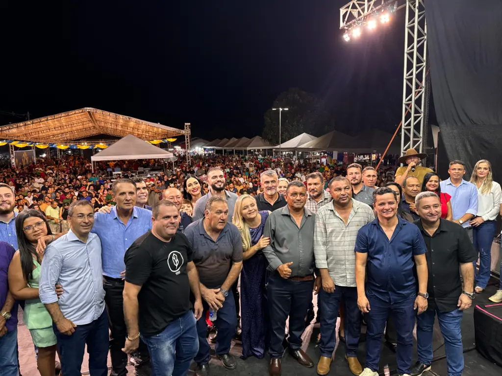 Deputado estadual Amélio Cayres participa do encerramento das festividades em comemoração ao 29º aniversário de emancipação política de Barra do Ouro - Foto: Amanda Germiniani/Ascom Presidência