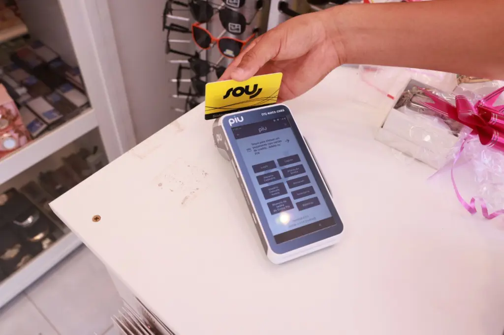 Máquinas de recarga começam a ser instaladas em estabelecimentos credenciados da Capital Máquinas de recarga começam a ser instaladas em estabelecimentos credenciados da Capital