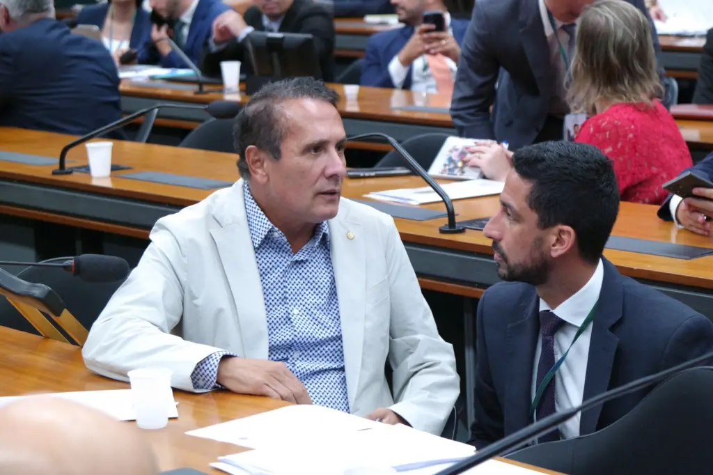 Brasil em alerta: PL 1534/2022 cria estratégia nacional contra a exploração sexual infantil Brasil em alerta: PL 1534/2022 cria estratégia nacional contra a exploração sexual infantil