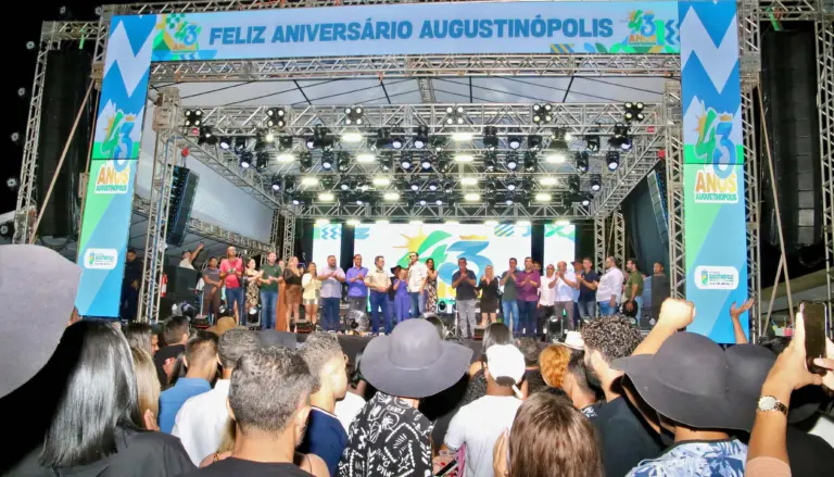 Governador Wanderlei Barbosa prestigiou nessa quarta-feira, 14, a programação comemorativa do aniversário do município de Augustinópolis - Foto: Márcio Vieira/Governo do Tocantins