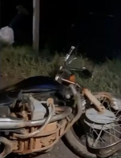 
Acidente aconteceu na TO-181 entre Sandolândia e Araguaçu — Foto: Reprodução/Instagram/Sandolândia Notícias