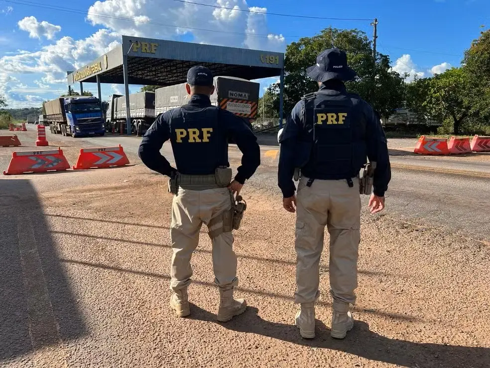 Policiais rodoviários federais durante a Operação Corpus Christi 2025 no Tocantins — Foto: Divulgação/PRF Policiais rodoviários federais durante a Operação Corpus Christi 2025 no Tocantins — Foto: Divulgação/PRF