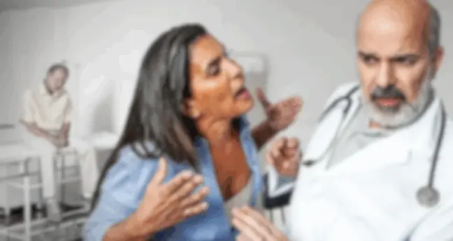 Sindicato diz que médicas foram vítimas de agressão verbal, coação e constrangimento e exige medidas urgentes