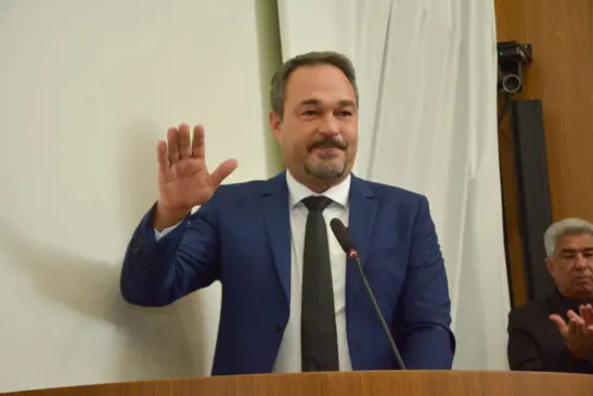 Hernany Jr da Casa São Paulo é empossado como novo vereador de Palmas e defende política justa, acessível e feita de perto