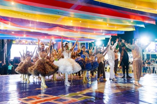 1ª noite do Arraiá no Paraíso anima o público com muita música, dança e comidas típicas