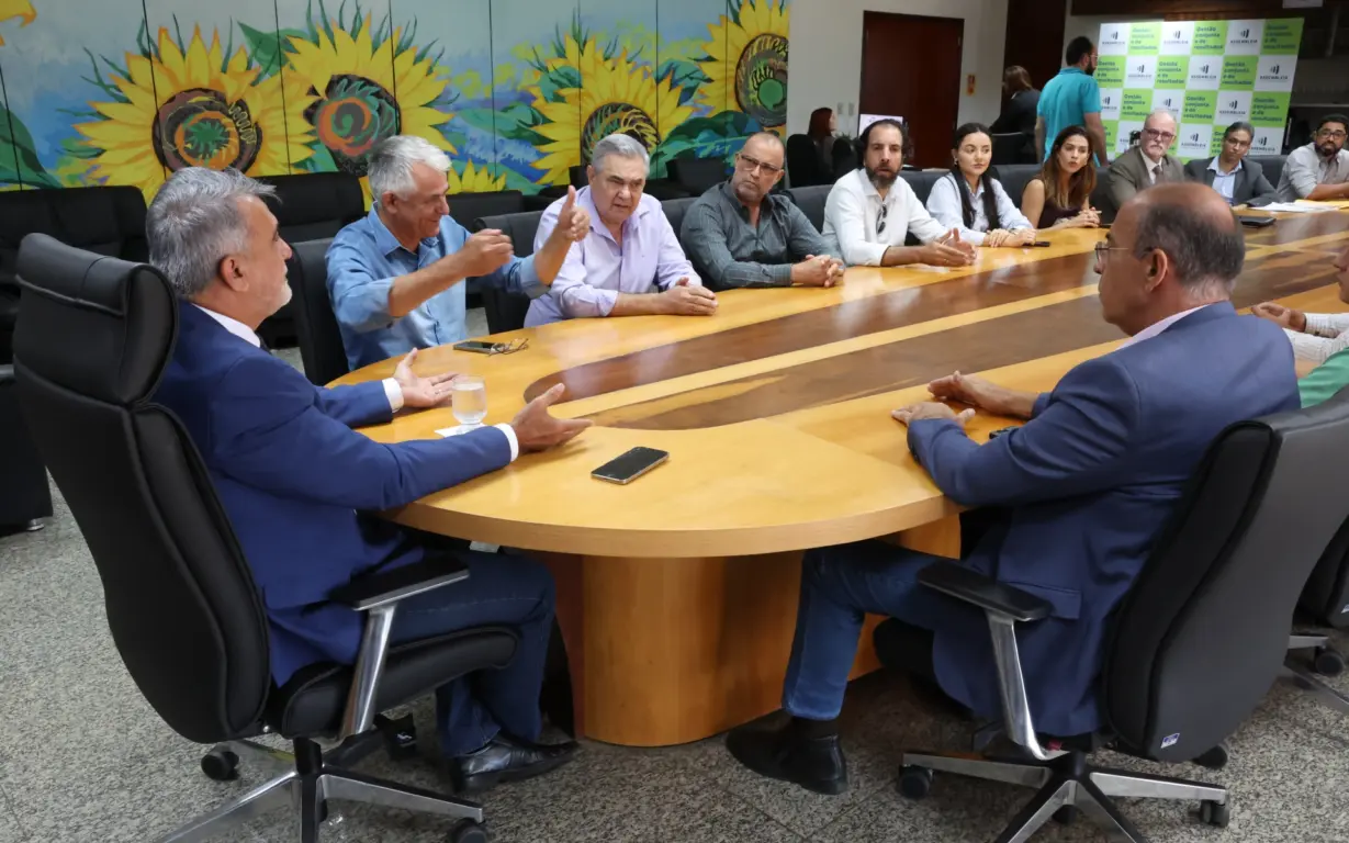 Produtores rurais apresentam sugestões para PL do Zoneamento Ecológico-Econômico Produtores rurais apresentam sugestões para PL do Zoneamento Ecológico-Econômico