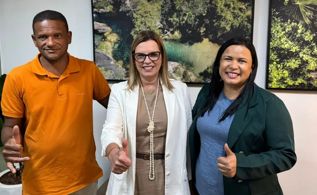 Durante reunião com vereadores de Paranã, Claudia anuncia programa Saúde Visual e apoio para poços artesianos
