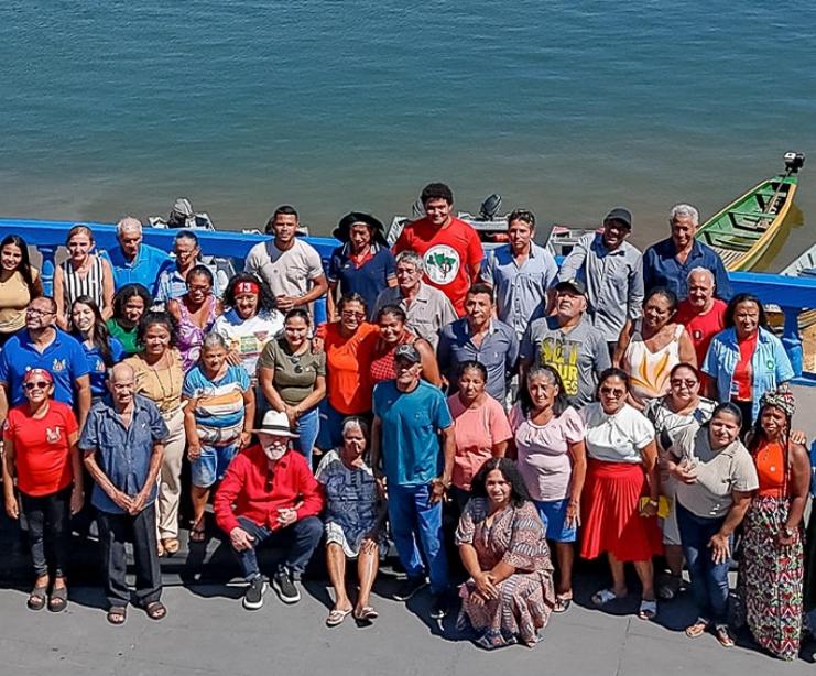 Quilombo Ilha de São Vicente entrega carta ao Presidente Lula, denuncia violências e cobra efetivação da regularização do território 