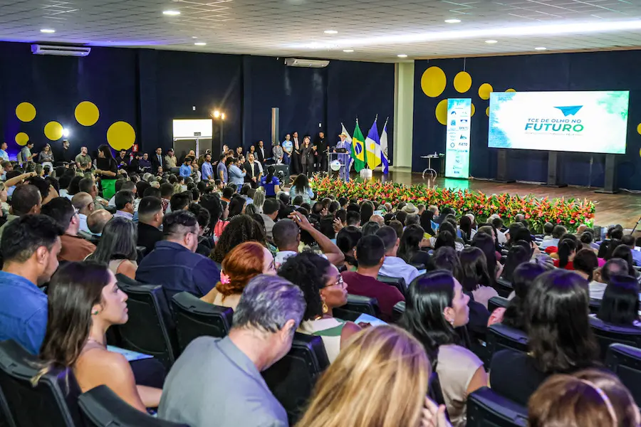 TCE de Olho no Futuro é lançado no Tocantins com mais de 600 pessoas