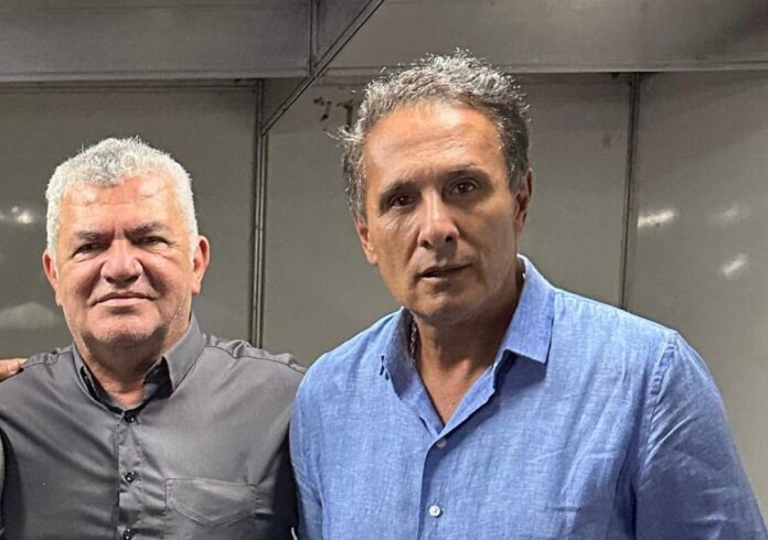 Aquiles chama Gaguim de “próximo senador” e sinaliza apoio para o Senado