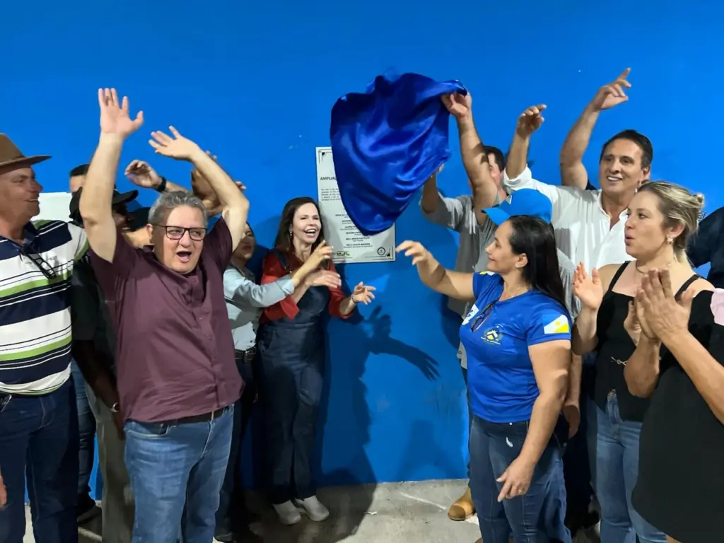 Em Dois Irmãos, Senadora Dorinha entrega obras, recebe apoios para pré candidatura e garante estar pronta para assumir “novos desafios”