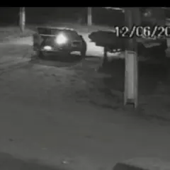 Novo vídeo revela momento em que mulher abandona recém-nascido em frente à secretaria no norte do TO