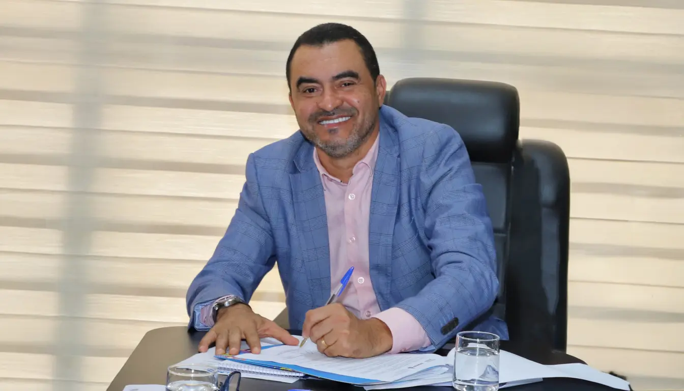 Governador Wanderlei Barbosa participa, ao lado do presidente Luiz Inácio Lula da Silva, da cerimônia de assinatura de Acordo de Cooperação Técnica voltado à governança fundiária das terras da União no Tocantins - Foto: Antonio Gonçalves/Governador do Tocantins