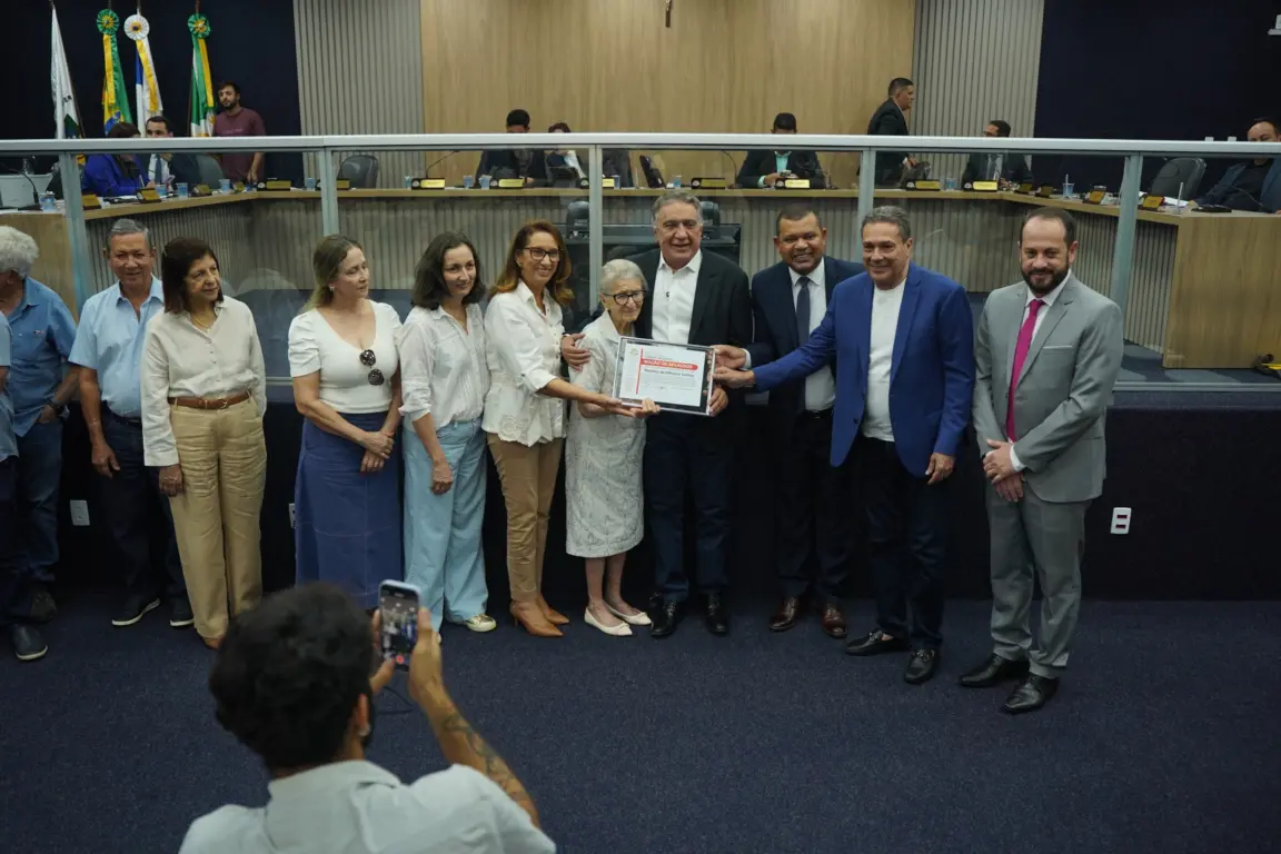 Juntos, Laurez e Luxemburgo participam de sessão na Câmara de Gurupi