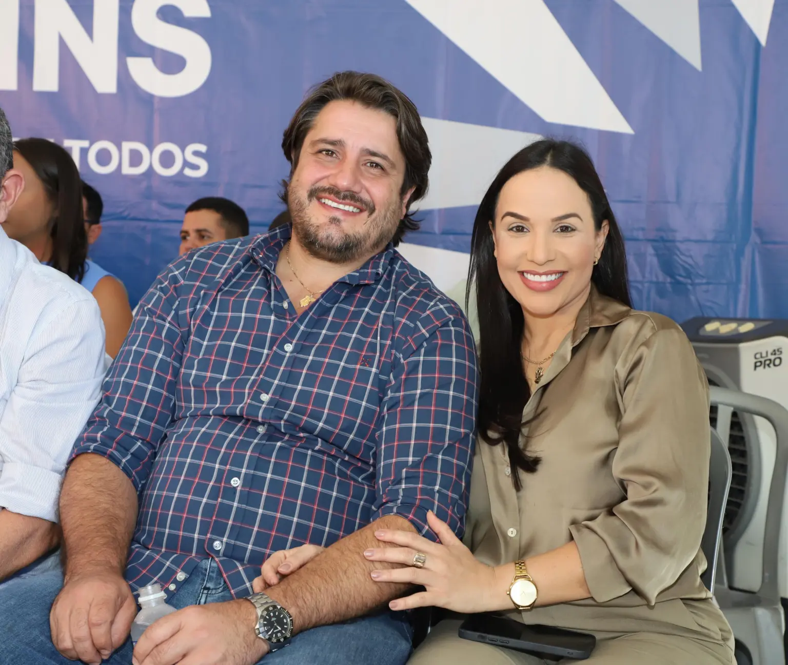 Kátia Chaves e Eduardo Fortes: a estratégia do casal para a busca de cadeiras na Aleto em 2026 Kátia Chaves e Eduardo Fortes: a estratégia do casal para a busca de cadeiras na Aleto em 2026