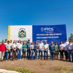 O secretário Carlos Humberto Lima e o prefeito de Paraíso do Tocantins, Celso Morais, visitaram as obras do Anel Viário do PAIP - Foto: Davi Andrade Melo/Prefeitura de Paraíso do Tocantins