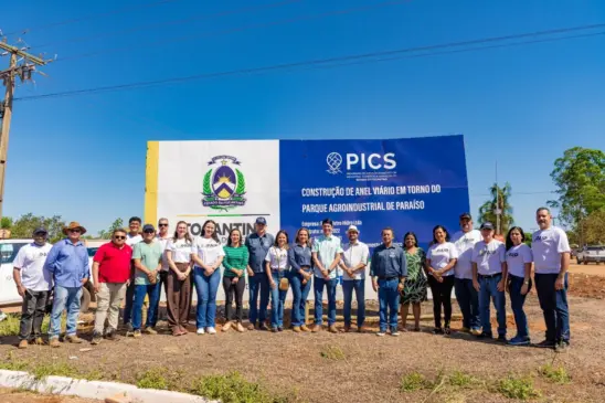 O secretário Carlos Humberto Lima e o prefeito de Paraíso do Tocantins, Celso Morais, visitaram as obras do Anel Viário do PAIP - Foto: Davi Andrade Melo/Prefeitura de Paraíso do Tocantins