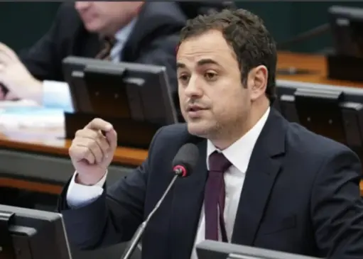 Deputado federal Glauber Braga realiza ato em Palmas neste sábado em defesa da democracia e contra tentativa de cassação