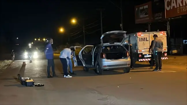 Perícia foi chamada para analisar a cena do crime — Foto: Ana Paula Rehbein/TV Anhanguera