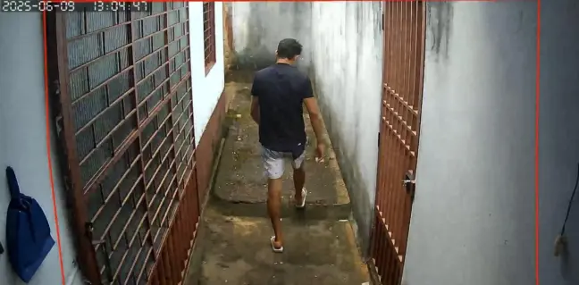 Suspeito flagrado por câmeras de segurança no momento de um dos furtos - Foto: Divulgação/Suspeito flagrado por câmeras de segurança no momento de um dos furtos - Foto: Divulgação/Polícia Civil do Tocantins